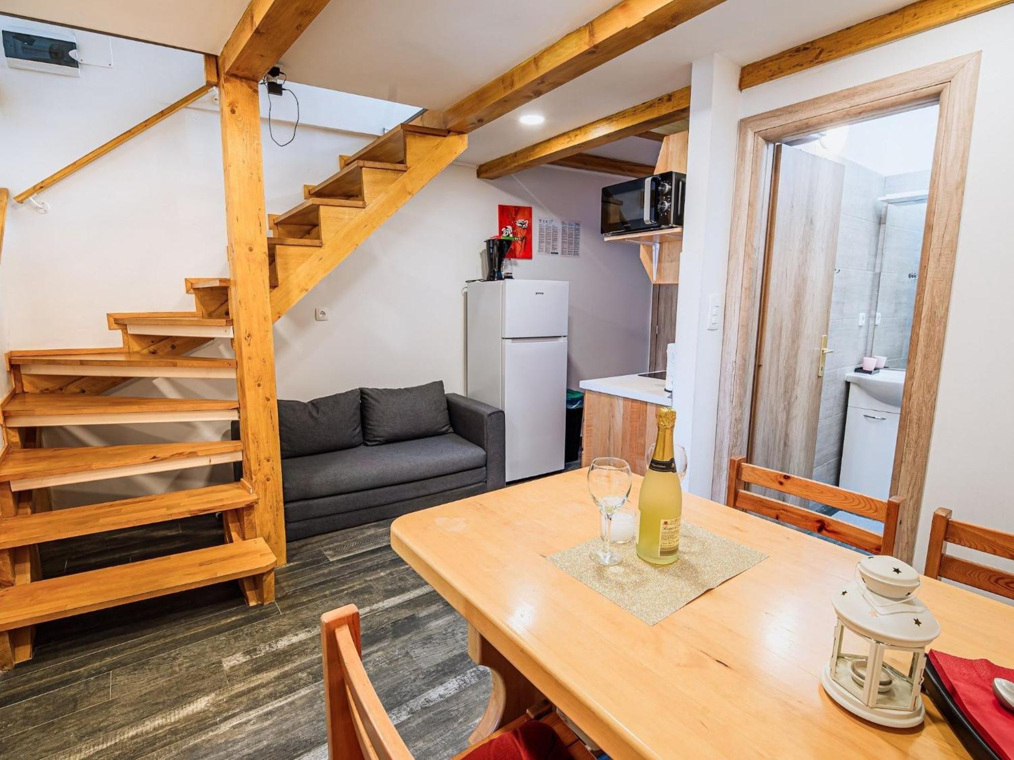 Apartmán Sleek And Stylish With Sea View - Comfort Two Bedroom With Terrace